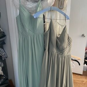 Elegant Pleated Maxi Dresses in Green Shades